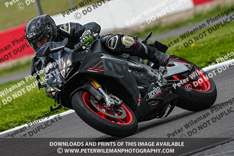 donington no limits trackday;donington park photographs;donington trackday photographs;estoril;event digital images;motorbikes;no limits;no limits trackdays;peter wileman photography;portugal;trackday;trackday digital images;trackday photos
